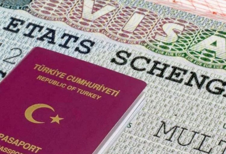 Avropa Komissiyası Türkiyə vətəndaşları üçün Şengen vizasını sadələşdirə bilər