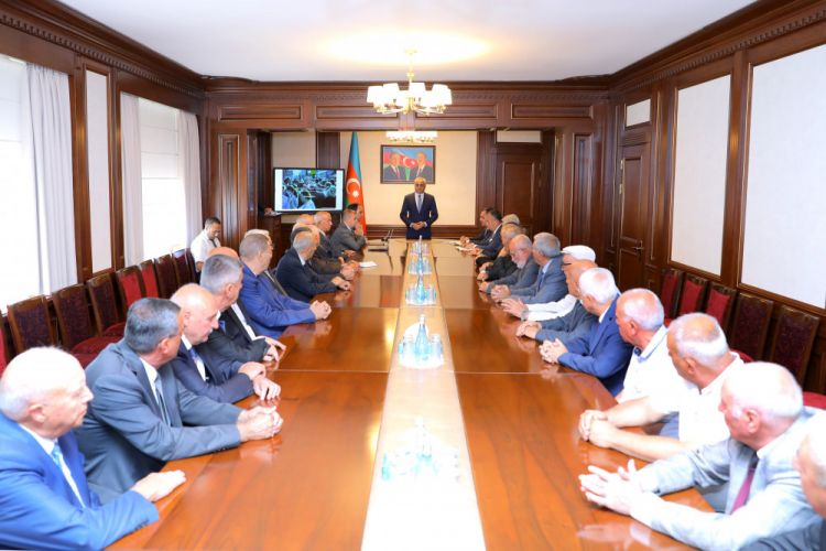 Səlahiyyətli nümayəndə Naxçıvan şəhəri ictimaiyyətinin nümayəndələri ilə görüşüb<font color=red> - FOTOLAR</font>