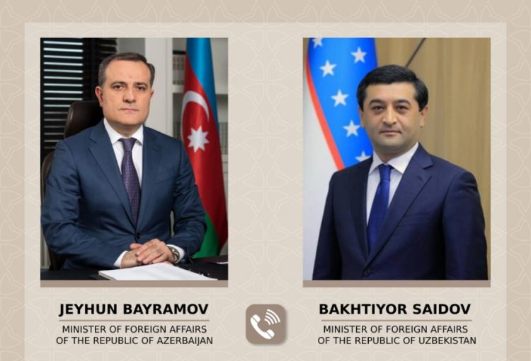 Azərbaycanın və Özbəkistan xarici işlər nazirləri arasında telefon danışığı olub