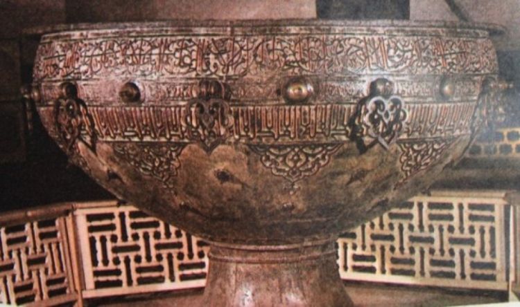 Özbəkistanda Əmir Teymurun iki tonluq qazanının surəti yaradılacaq