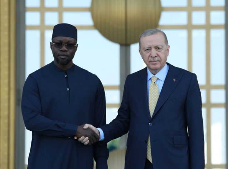 Ərdoğan: Dinamik inkişaf edən Afrika XXI əsrin parlaq ulduzudur<font color=red> - FOTOLAR</font>