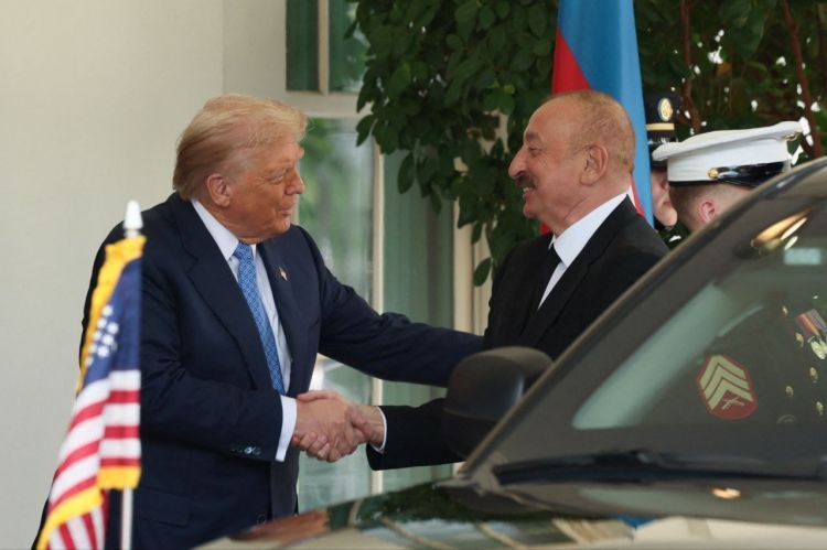ABŞ Prezidenti Donald Tramp Azərbaycan ilə Ermənistan arasında davamlı sülhə çox güvəndiyini bildirib