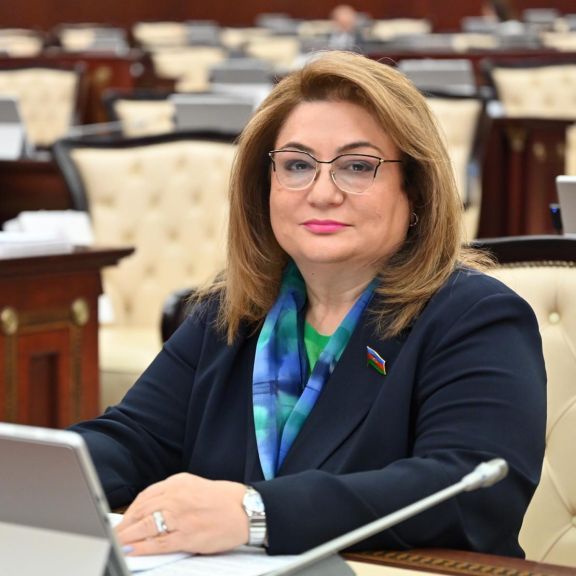 Prezident İlham Əliyev Hicran Hüseynovanı “Vətənə xidmətə görə” ordeni ilə təltif edib