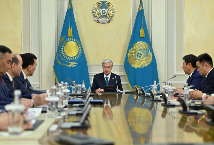 Qazaxıstan Prezidenti: Narkomaniya cəmiyyəti məhv edir