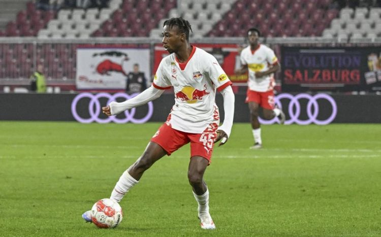 "Fənərbağça" Avstriya çempionatında çıxış edən futbolçunu transfer etmək istəyir