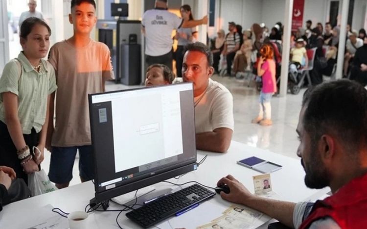 Türkiyədən ölkəsinə qayıdan suriyalıların sayı 411 min 649 nəfərə çatıb