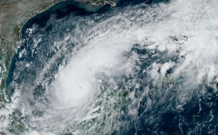 Dominikan “Erin” qasırğası təhlükəsi barədə xəbərdarlıq edib