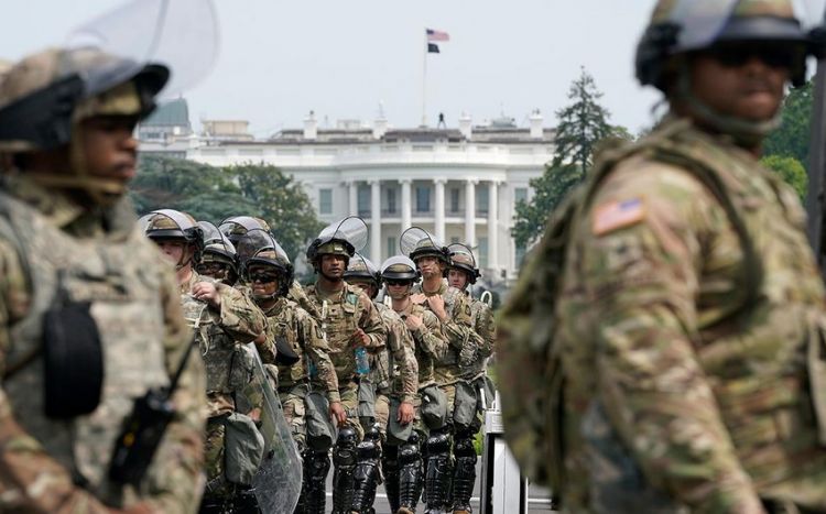 ABŞ-də iki ştat Vaşinqtona qoşun göndərir