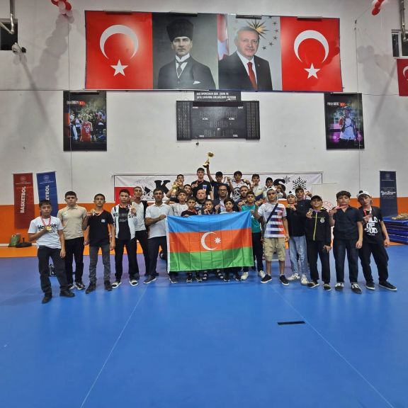 Naxçıvanlı güləşçilər Türkiyədə keçirilən “Ani Cup” turnirində 17 qızıl medal qazanıblar<font color=red> - FOTOLAR</font>