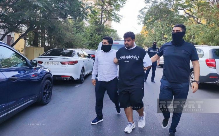 Şəhidlər xiyabanında qeyri-etik videolar çəkən əcnəbilər həbs olunub 