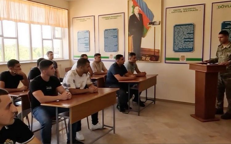 Naxçıvanda ehtiyatda olan hərbi vəzifəlilərlə təlim toplanışı başlayıb<font color=red> - VİDEO</font>