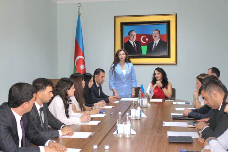 Naxçıvanda “Rəqəmsal İnsan Hüquqları” mövzusunda məlumat sessiyası keçirilib<font color=red> - FOTOLAR</font>