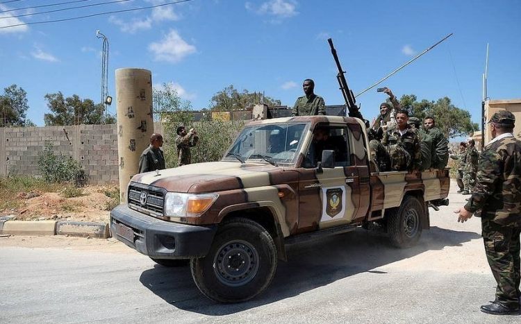 Tripolinin qərbində baş verən silahlı qarşıdurmalarda azı 12 nəfər ölüb