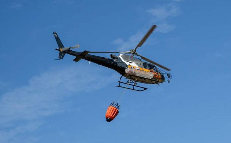 Fransada yanğınla mübarizə aparan helikopter qəzaya uğrayıb