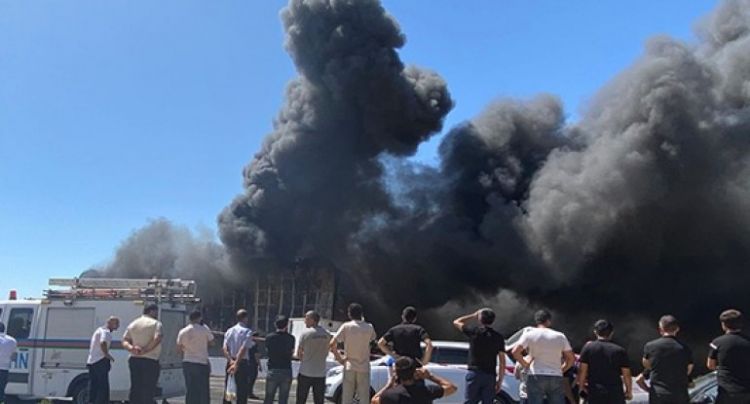 "Sədərək" Ticarət Mərkəzindəki yanğınla bu maddəylə cinayət işi başlanılıb