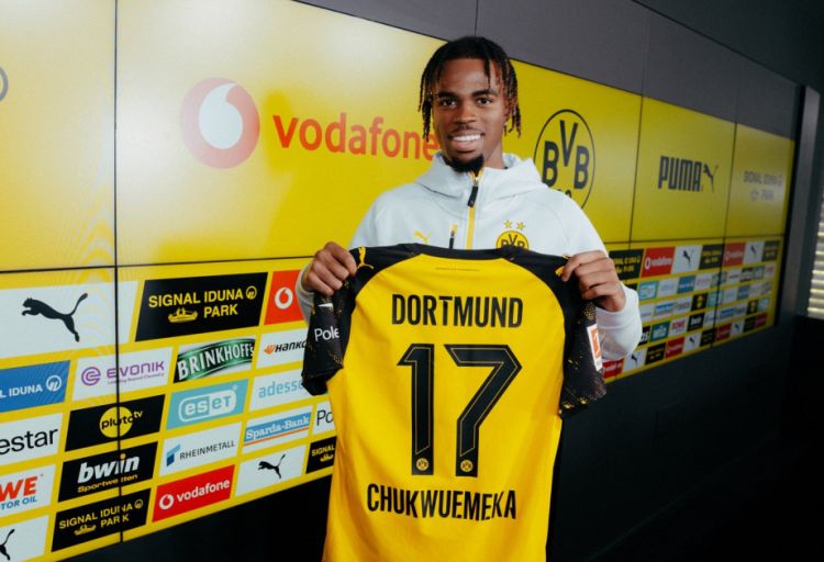 Almaniya nəhəngi “Çelsi”nin futbolçusunu alıb