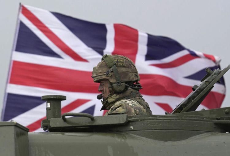 Sorğu: Britaniyalıların üçdə ikisi ölkələri uğrunda döyüşmək istəmir