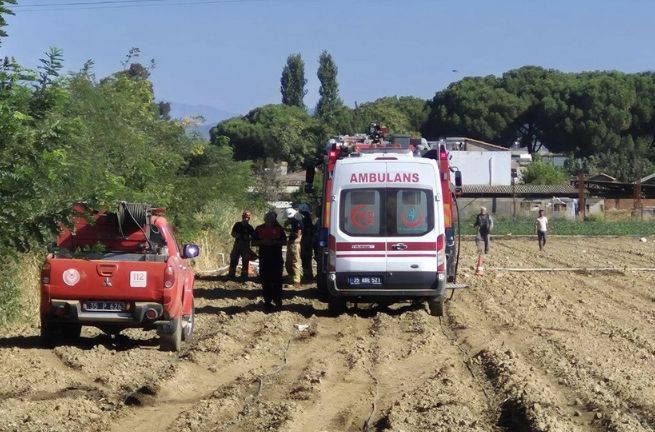 İzmirdə təlim təyyarəsi qəzaya uğrayıb, pilot həlak olub