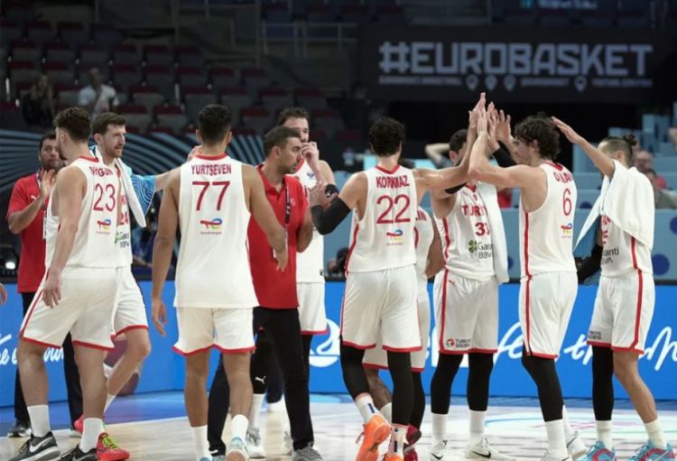 Avropa çempionatı: Türkiyə millisi 1/4 finala yüksəlib