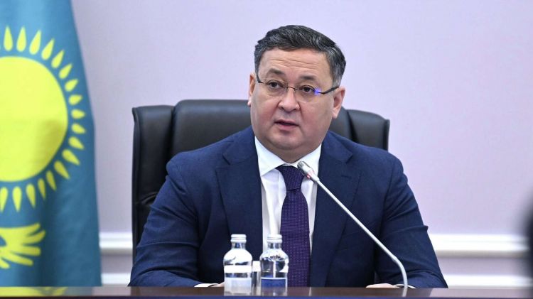 Qazaxıstan XİN başçısı: Saxlanıldığım barədə yalan xəbər yayılanda işdə idim