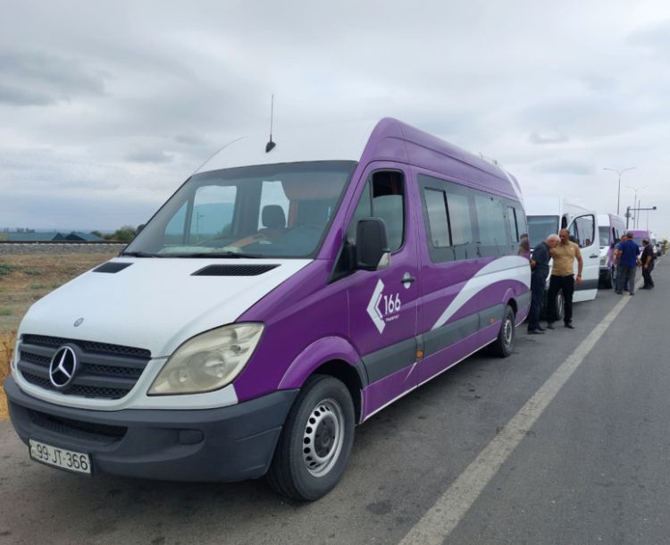 Növbəti köç karvanı Ağdərənin Vəngli kəndinə çatıb <font color='red'> - YENİLƏNİB</font><font color=red> - FOTOLAR</font>