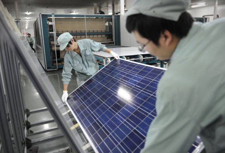 Çin günəş panellərinə görə milyardlarla zərər içindədir