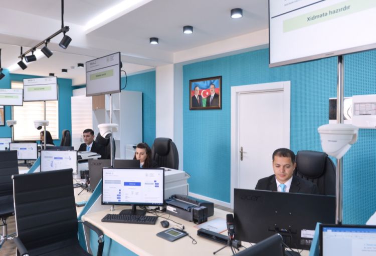 Naxçıvanda vergi ödəyicilərinə xidmət mərkəzlərində 40 mindən çox xidmət göstərilib