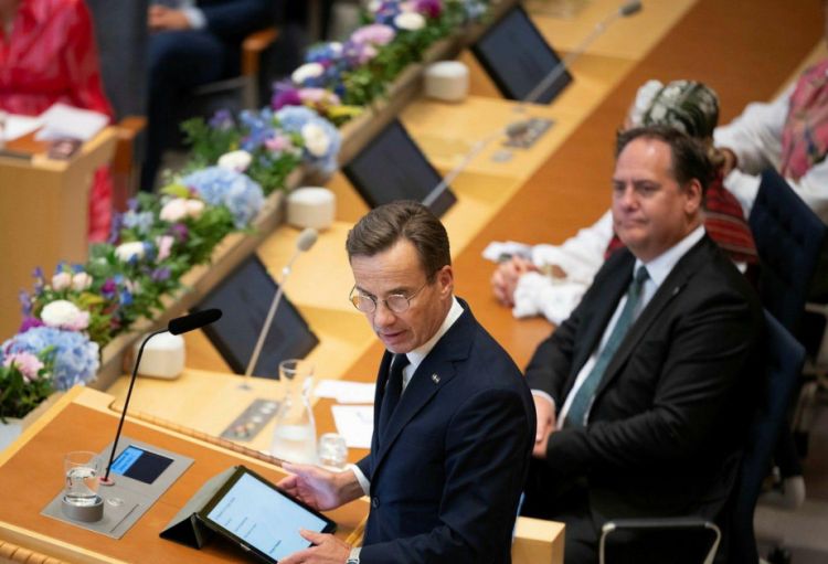 İsveçin Baş naziri hökumət Bəyannaməsini təqdim edib