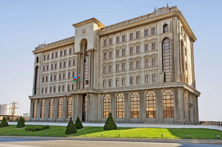 Ötən ay 1 856 əcnəbi Azərbaycanda müvəqqəti yaşamaq üçün müraciət edib