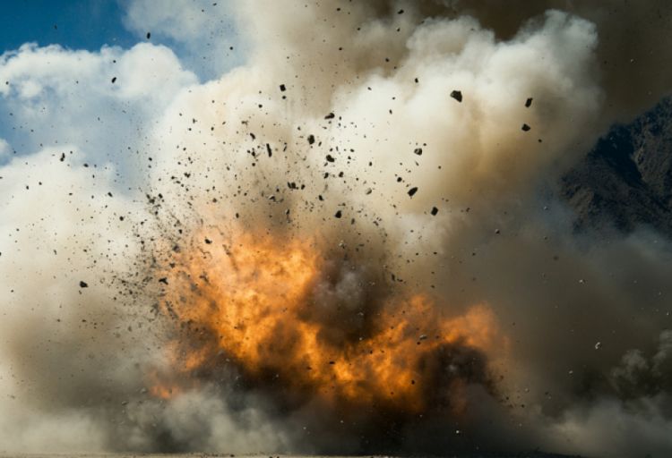 Cənubi Koreyanın hərbi bazalarından birində partlayış baş verib