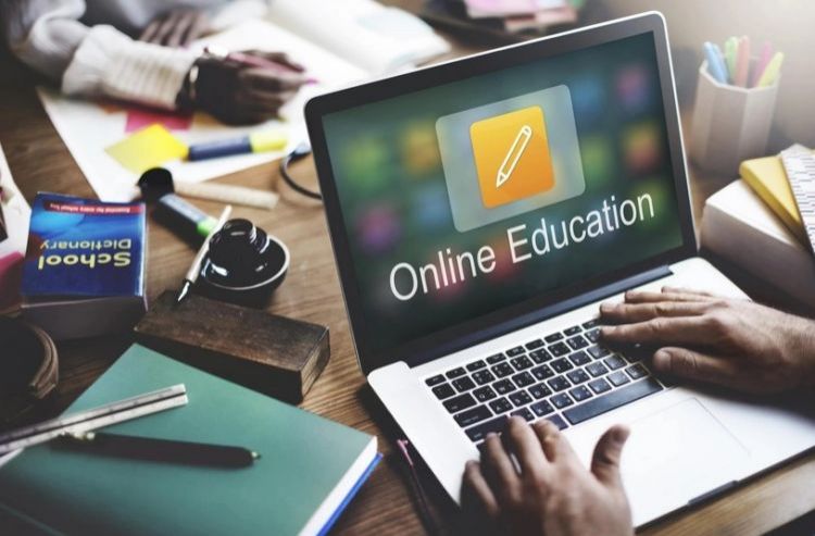 "Formula 1"lə bağlı bəzi məktəblərdə dərslər onlayn olacaq