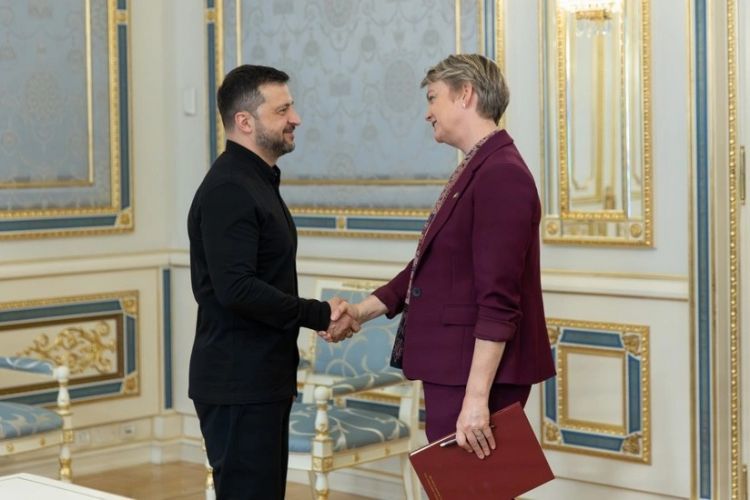 Zelenski Britaniyanın yeni XİN başçısı ilə görüşüb