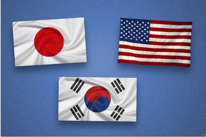 Cənubi Koreya, ABŞ və Yaponiya birgə hərbi təlimlərə başlayıb