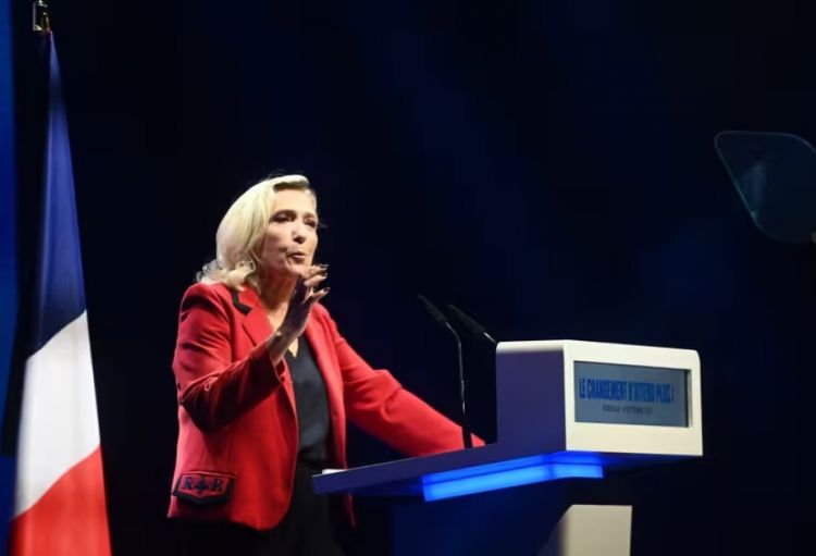 Fransada siyasi gərginlik yenidən artıb