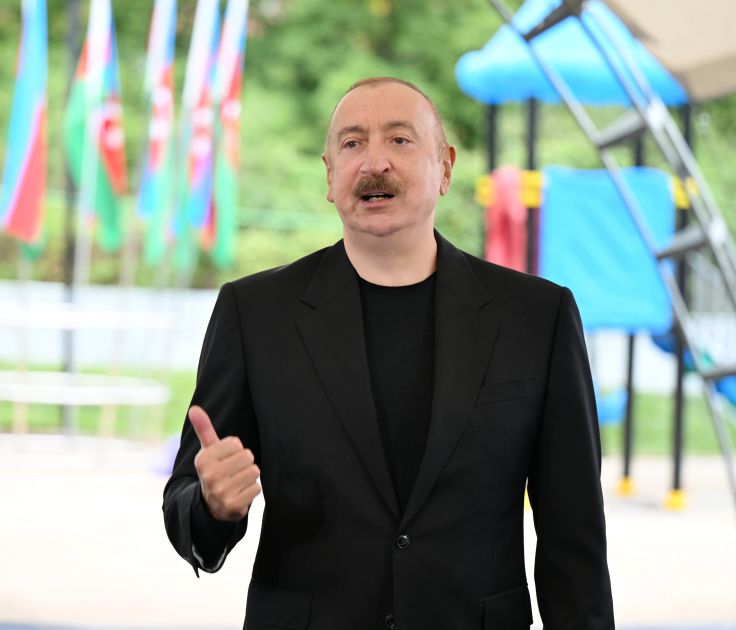 Prezident: Uzun illər köçkün həyatı yaşamış insanlar ən gözəl şəraitə layiqdirlər