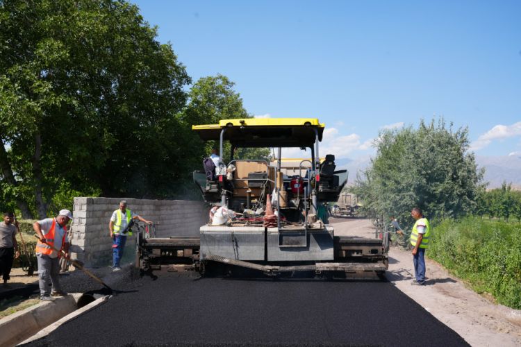 Naxçıvanda kənd yolları təmir olunur<font color=red> - FOTOLAR</font>