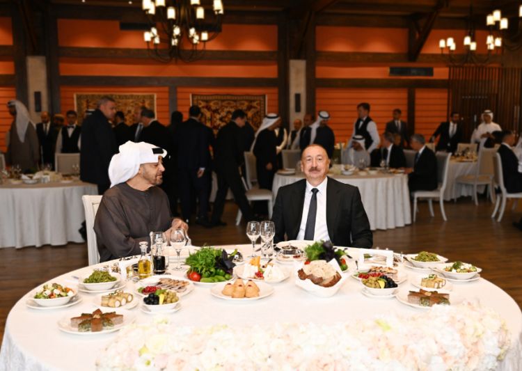 Şuşada Prezident İlham Əliyevin adından Birləşmiş Ərəb Əmirliklərinin Prezidentinin şərəfinə rəsmi nahar verilib<font color=red> - FOTOLAR</font>