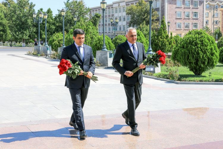 Ulu Öndər Heydər Əliyevin xatirəsi anılıb<font color=red> - FOTOLAR</font>