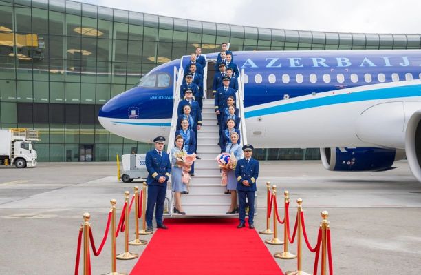 AZAL yeni "Airbus A320neo" təyyarəsi alıb<font color=red> - FOTOLAR</font>
