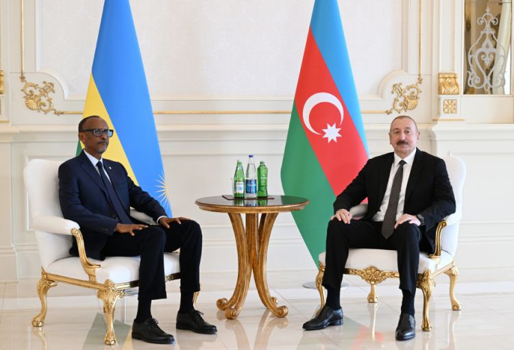 Azərbaycan Prezidenti İlham Əliyevin Ruanda Prezidenti ilə təkbətək görüşü olub
