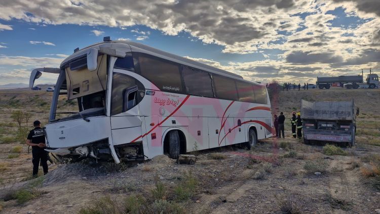 Naxçıvanda avtobus qəzasında xəsarət alanların kimliyi məlum olub