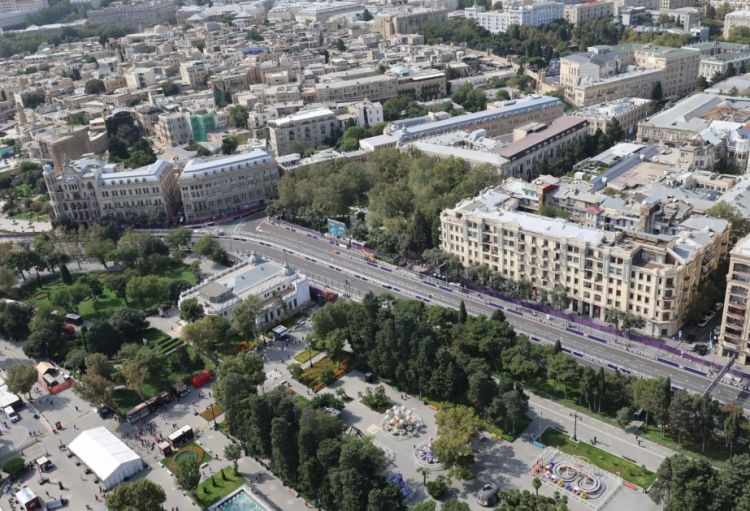 Formula 1-dən sonra Bakının əsas mərkəzi yolları açılıb