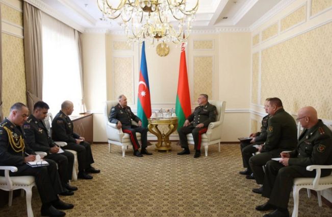 Azərbaycan və Belarus arasında hərbi əməkdaşlığın gücləndirilməsi müzakirə edilib