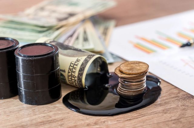 Azərbaycan nefti yenidən ucuzlaşıb