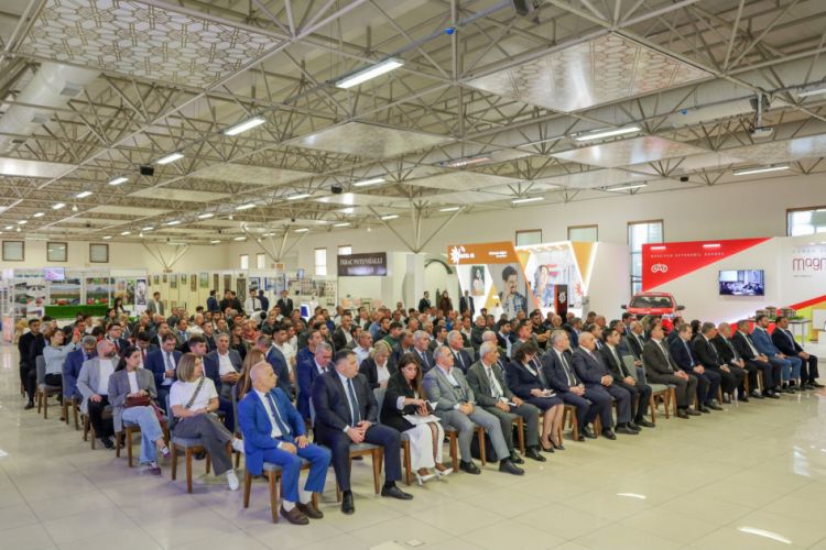 Naxçıvanda “Dövlət-özəl tərəfdaşlıq çərçivəsində Aqronomların Naxçıvan Forumu” keçirilib <font color=red> - FOTOLAR</font>