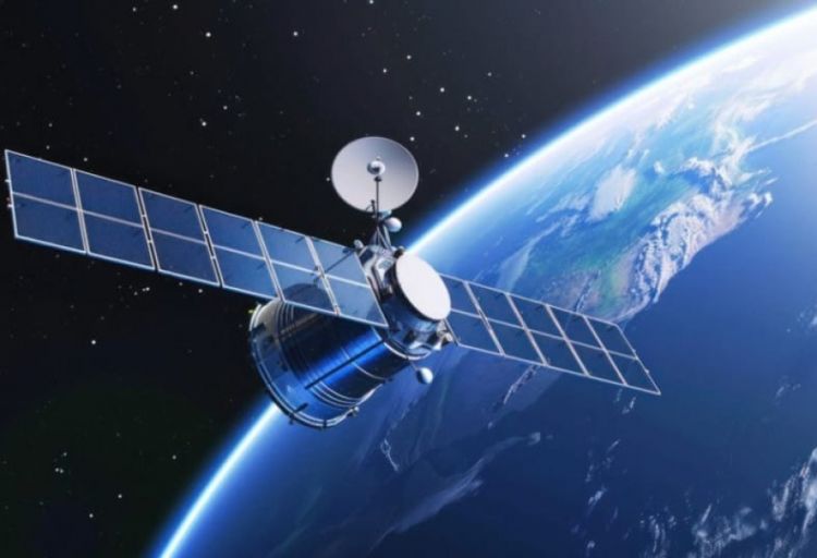 Alimlər: Kosmosda AI data mərkəzləri yaradıla bilər