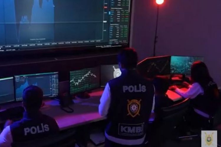 DİN: Hesabda şübhəli əməliyyat olduqda polisə məlumat verilməlidir