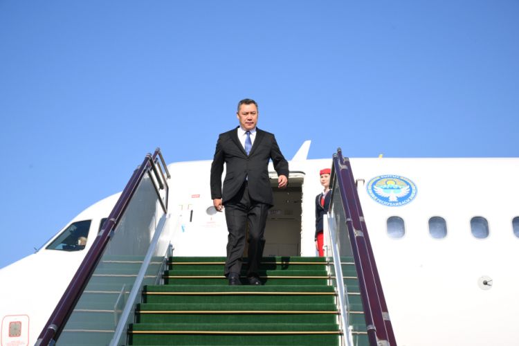 Qırğızıstan Prezidenti Sadır Japarov Azərbaycana səfərə gəlib<font color=red> - FOTOLAR</font>