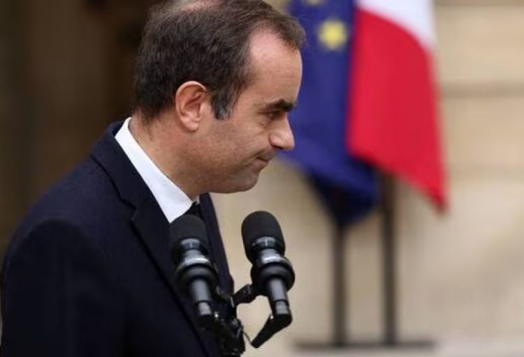 Fransada yeni hökumətin istefası - solçular Makronu “xaosun səbəbkarı” olmaqda ittiham edirlər