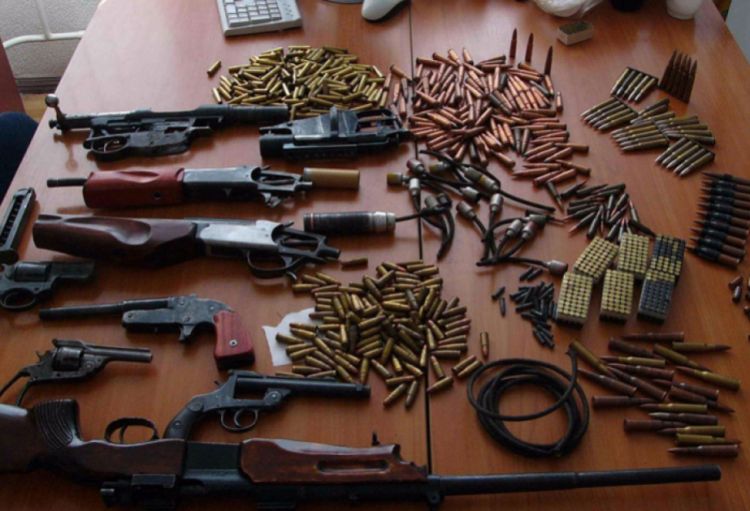 Ötən gün aşkarlanan qanunsuz silah-sursatın sayı açıqlanıb